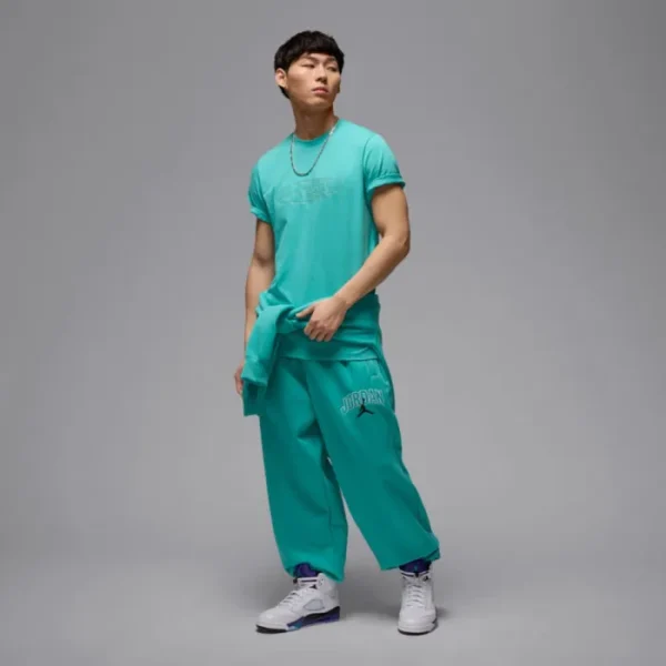 air-jordan-5-retro-og-grape-hq7978-100 Air Jordan 5 Grape (2025)