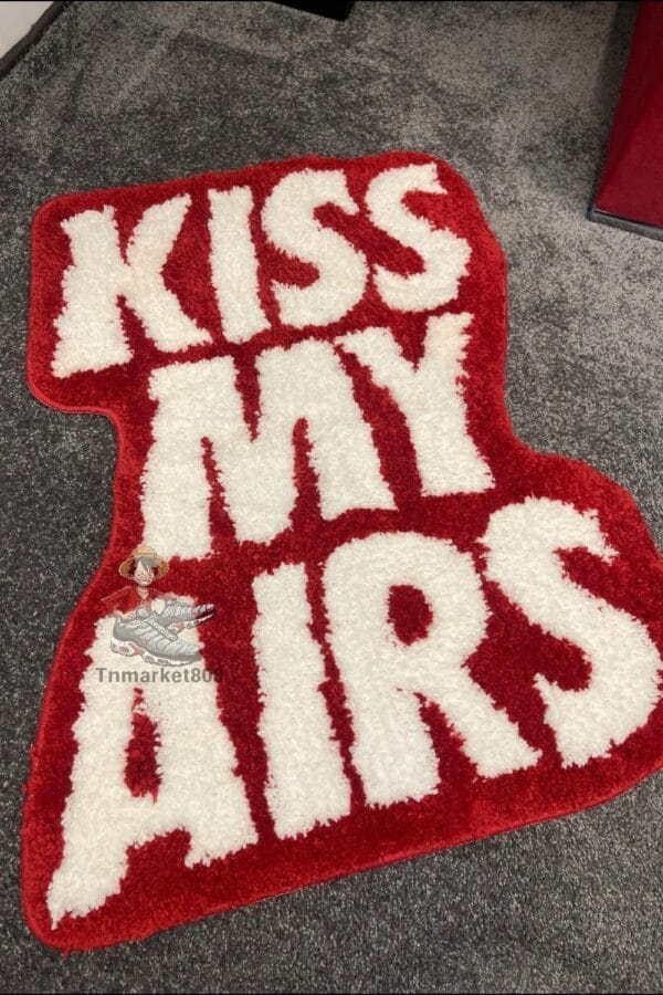 Kiss My Airs Handmade Rug