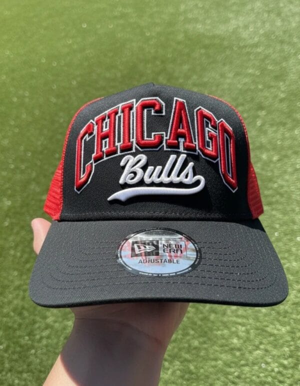 New Era Chicago Bulls Script EF Trucker Cap