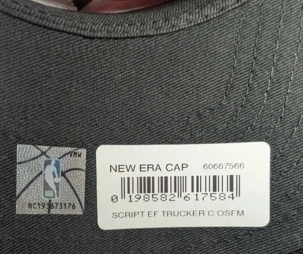 New Era Chicago Bulls Script EF Trucker Cap